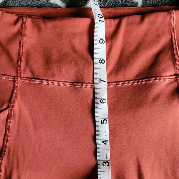 Lululemon Time To Sweat Tight 28" Brick Rose Size 6 W5BY8S Workout Side Pockets - Picture 3 of 8